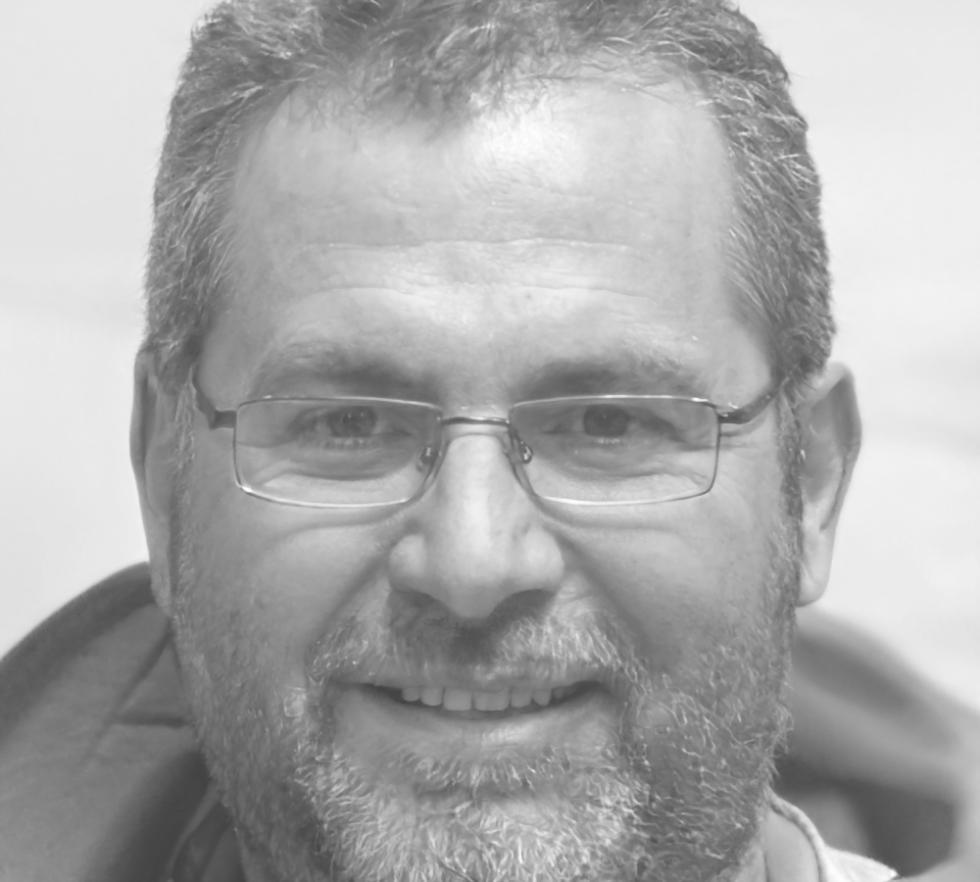 Carlos Mendoza, experto en finanzas corporativas